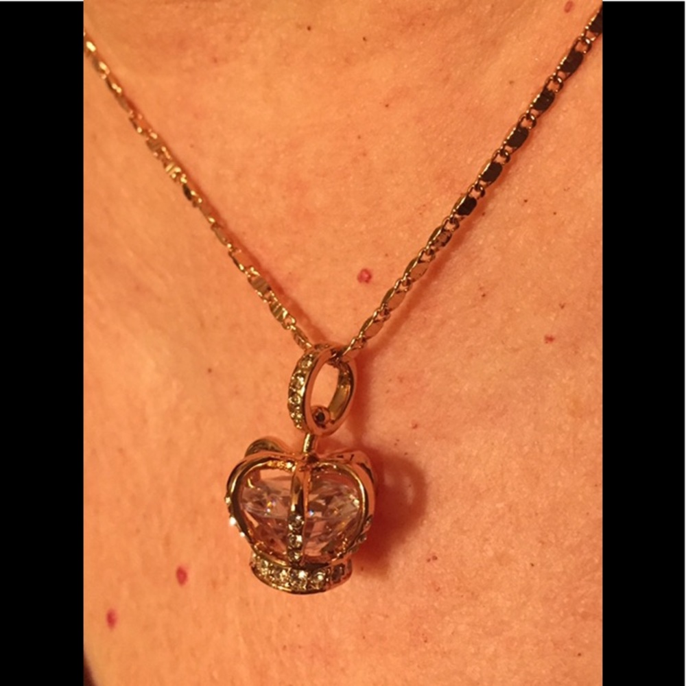 Queen Crown 👑 18K Rose Gold Plated Necklace CZ - Picture 4 of 6